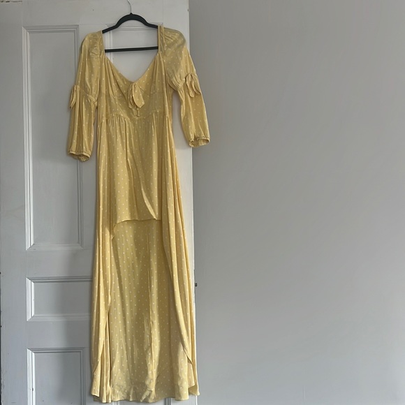For Love & Lemons 🍋 Limoncello Dress - high low butter yellow polka dot - Picture 2 of 6